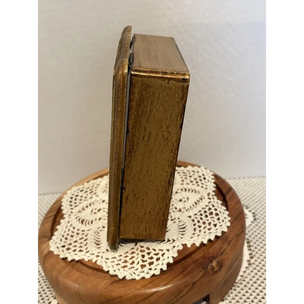 Vintage Decorative Wooden Portrait Keepsake Box, Gold Red, Hinged Lid, Trinket.